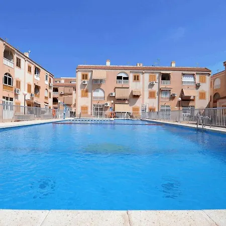 2 Bedroom Full Refurbished Beach Pool *